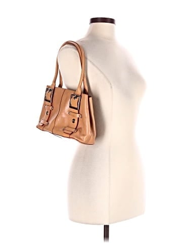 Wilsons Leather Leather Shoulder Bag (view 2)