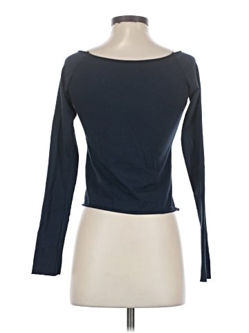 Brandy Melville 3/4 Sleeve T-Shirt (view 2)
