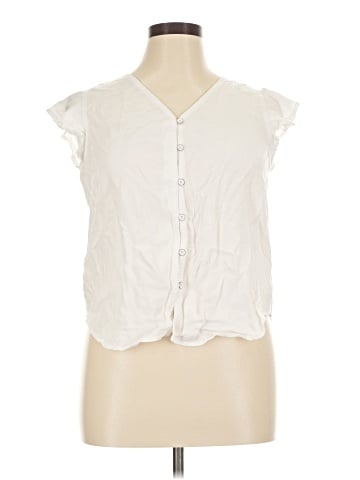 Velvet Heart Sleeveless Button-Down Shirt (view 1)