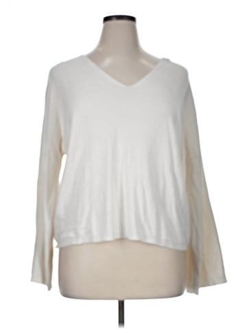 Old Navy Pullover Sweater (view 1)