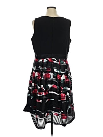 Carmen Marc Valvo Casual Dress (view 2)