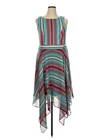 Signature by Robbie Bee Casual Dress (view 1)