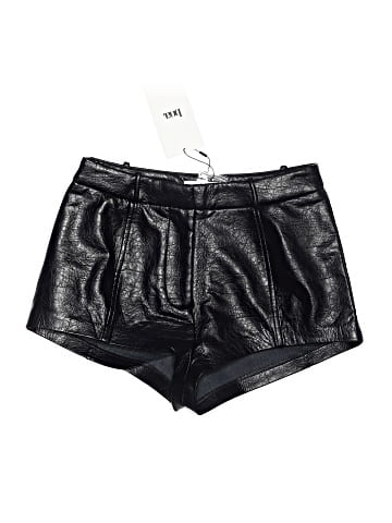 boa. Shorts (view 1)
