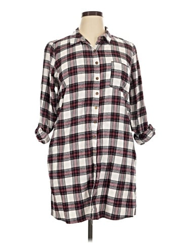 Abercrombie & Fitch Casual Dress (view 1)
