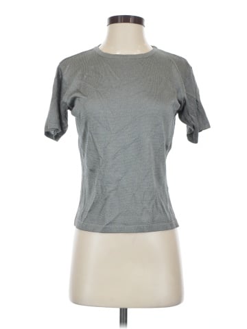Liz Claiborne Collection Short Sleeve T-Shirt (view 1)