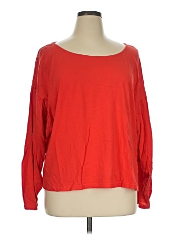 t.la Long Sleeve Top (view 1)