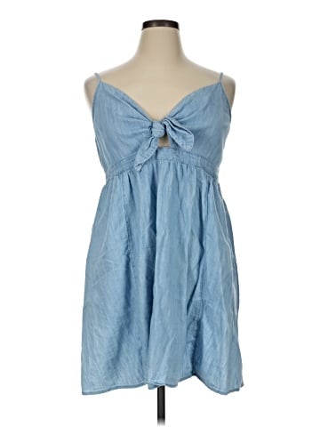 Old Navy Casual Dress (view 1)
