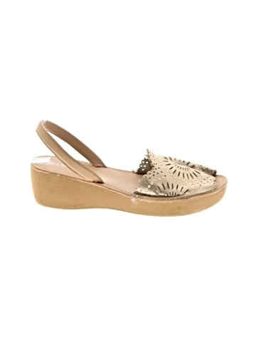 Kenneth Cole REACTION Wedges (view 1)