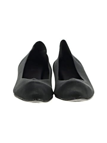 Mia Flats (view 2)