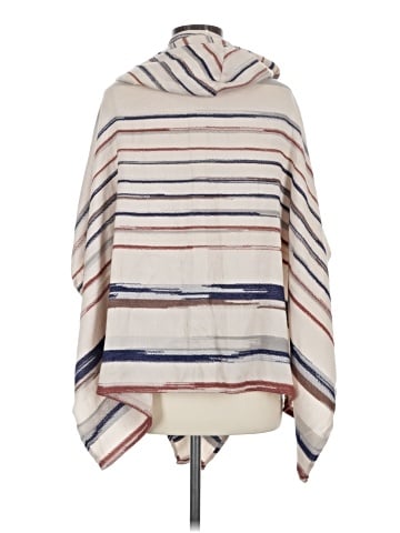 Ecote Poncho (view 2)