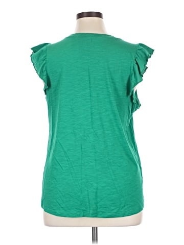 Maurices Sleeveless T-Shirt (view 2)