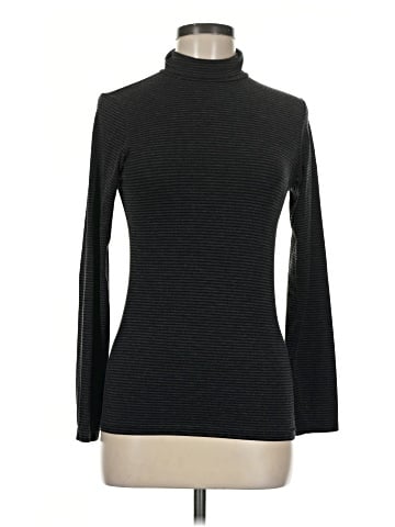 Uniqlo Turtleneck Sweater (view 1)