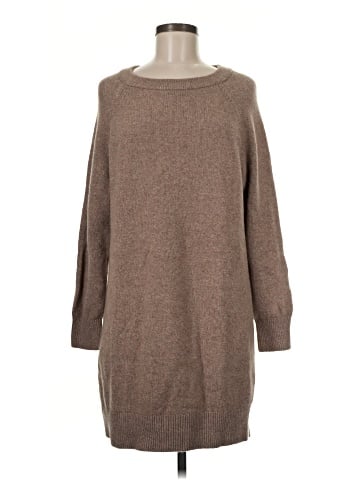 Old Navy Pullover Sweater (view 1)