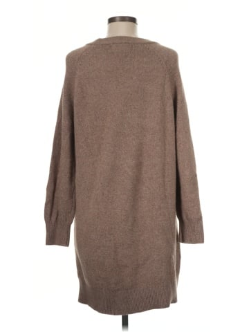 Old Navy Pullover Sweater (view 2)