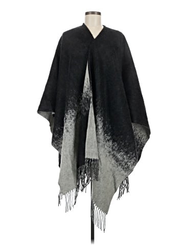 Amicale Poncho (view 1)