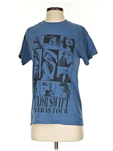 Taylor Swift Short Sleeve T-Shirt (view 1)