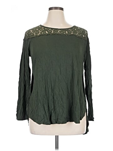 Old Navy Long Sleeve T-Shirt (view 1)