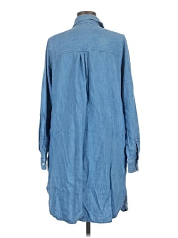 Old Navy Casual Dress (view 2)