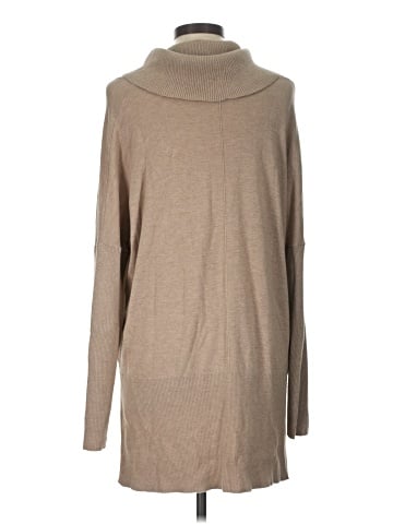 Cremieux Turtleneck Sweater (view 2)