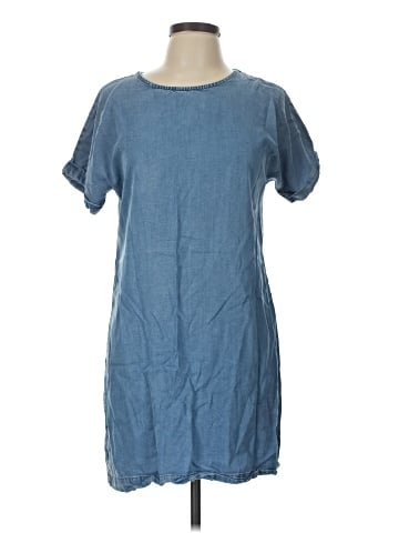 The Royal Standard Casual Dress (view 1)