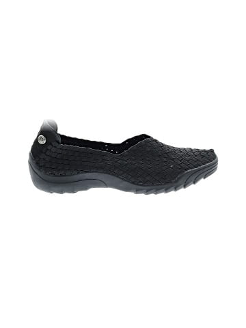 Bernie Mev Flats (view 1)