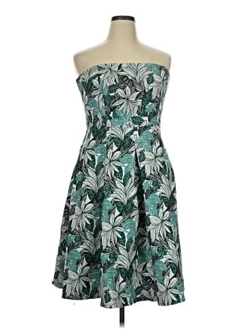 Eva Mendes by New York & Company Cocktail Dress (view 1)