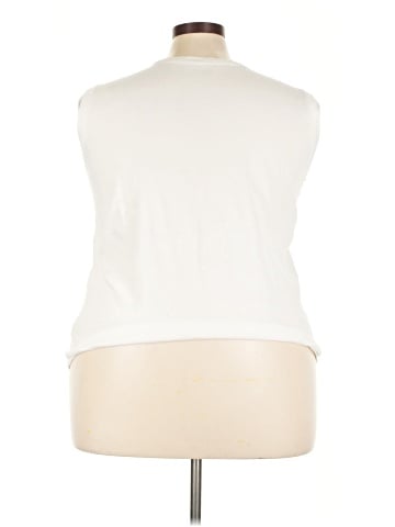 Old Navy Sleeveless T-Shirt (view 2)