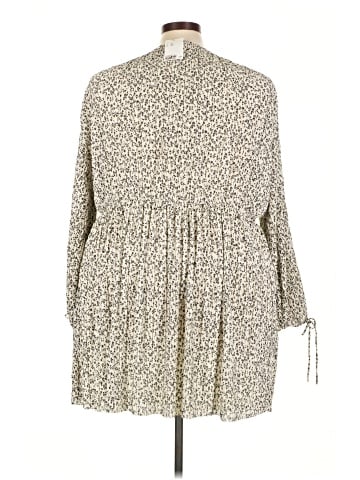 H&M Casual Dress (view 2)