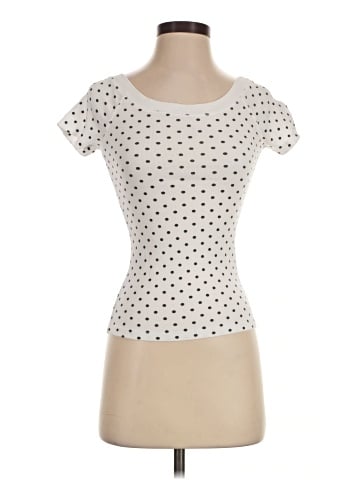Brandy Melville Short Sleeve T-Shirt (view 1)