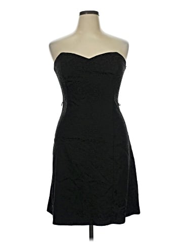 White House Black Market Cocktail Dress (view 1)