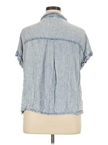 Jane and Delancey Short Sleeve Button-Down Shirt (view 2)