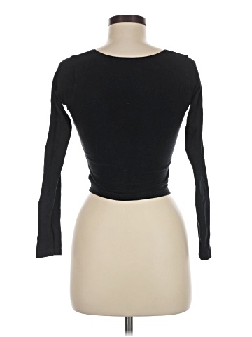 Brandy Melville 3/4 Sleeve T-Shirt (view 2)