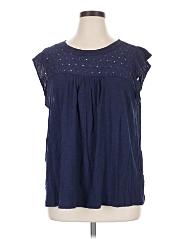 Caslon Sleeveless T-Shirt (view 1)