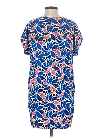 Diane von Furstenberg Casual Dress (view 2)