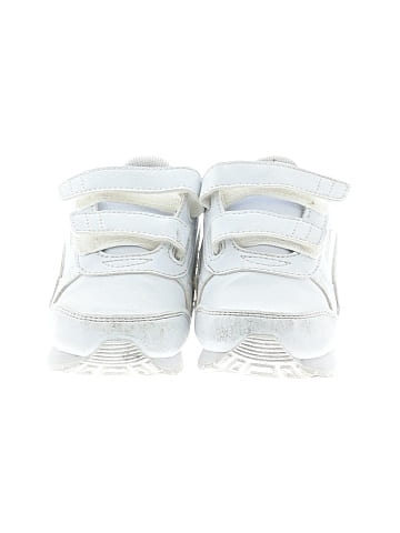 Puma Sneakers (view 2)