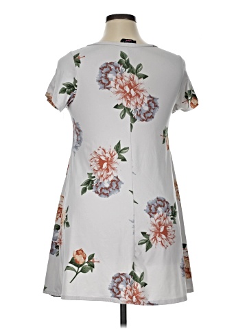 Discreet Casual Dress (view 2)