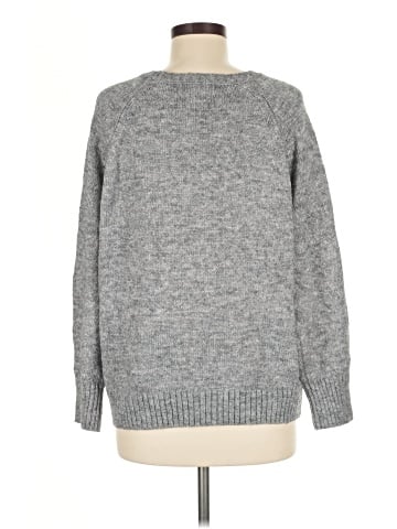 Old Navy Pullover Sweater (view 2)