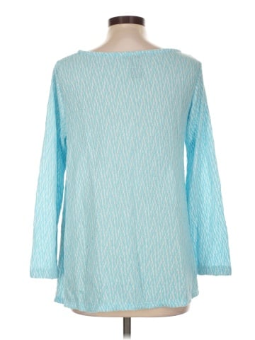 Chelsea & Theodore Pullover Sweater (view 2)