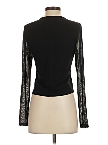 Old Navy Long Sleeve T-Shirt (view 2)