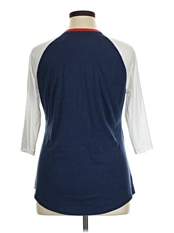 Nike 3/4 Sleeve Top (view 2)