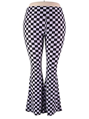 No Boundaries Yoga Pants (view 1)