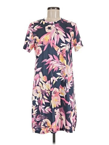 Columbia Casual Dress (view 1)