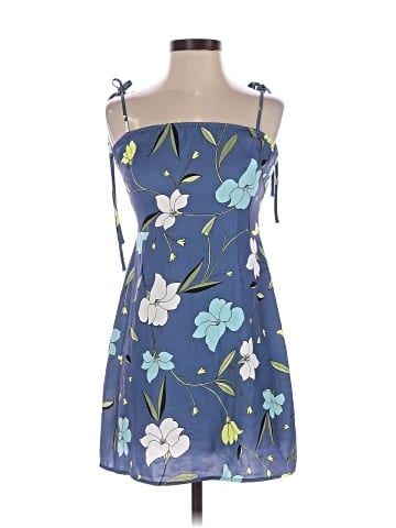 Hurley Casual Dress (view 1)