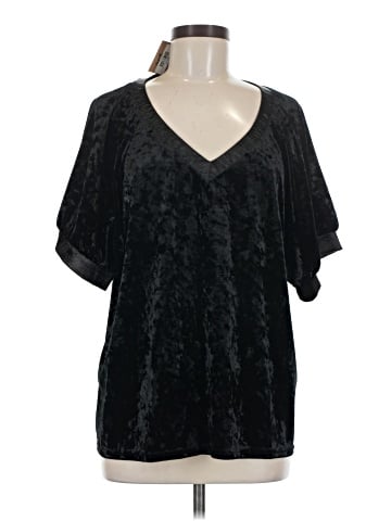Ivy Jane Short Sleeve Blouse (view 1)