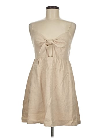 Alice + Olivia Casual Dress (view 1)