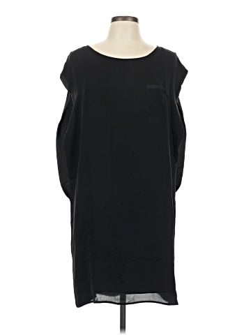 Brochu Walker Casual Dress (view 1)