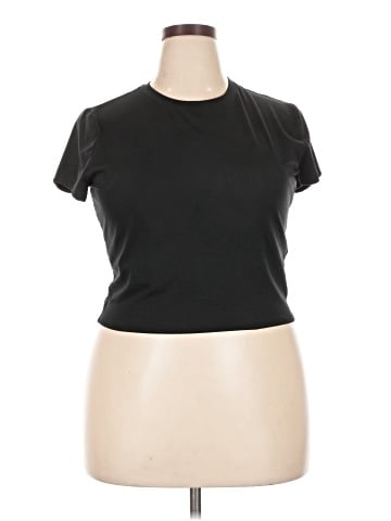 Hollister Short Sleeve T-Shirt (view 1)