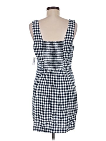 Old Navy Casual Dress (view 2)