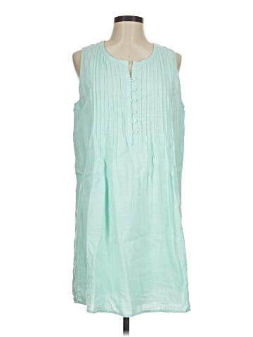 Vineyard Vines Casual Dress (view 1)