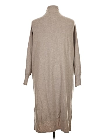 Ava & Viv Casual Dress (view 2)